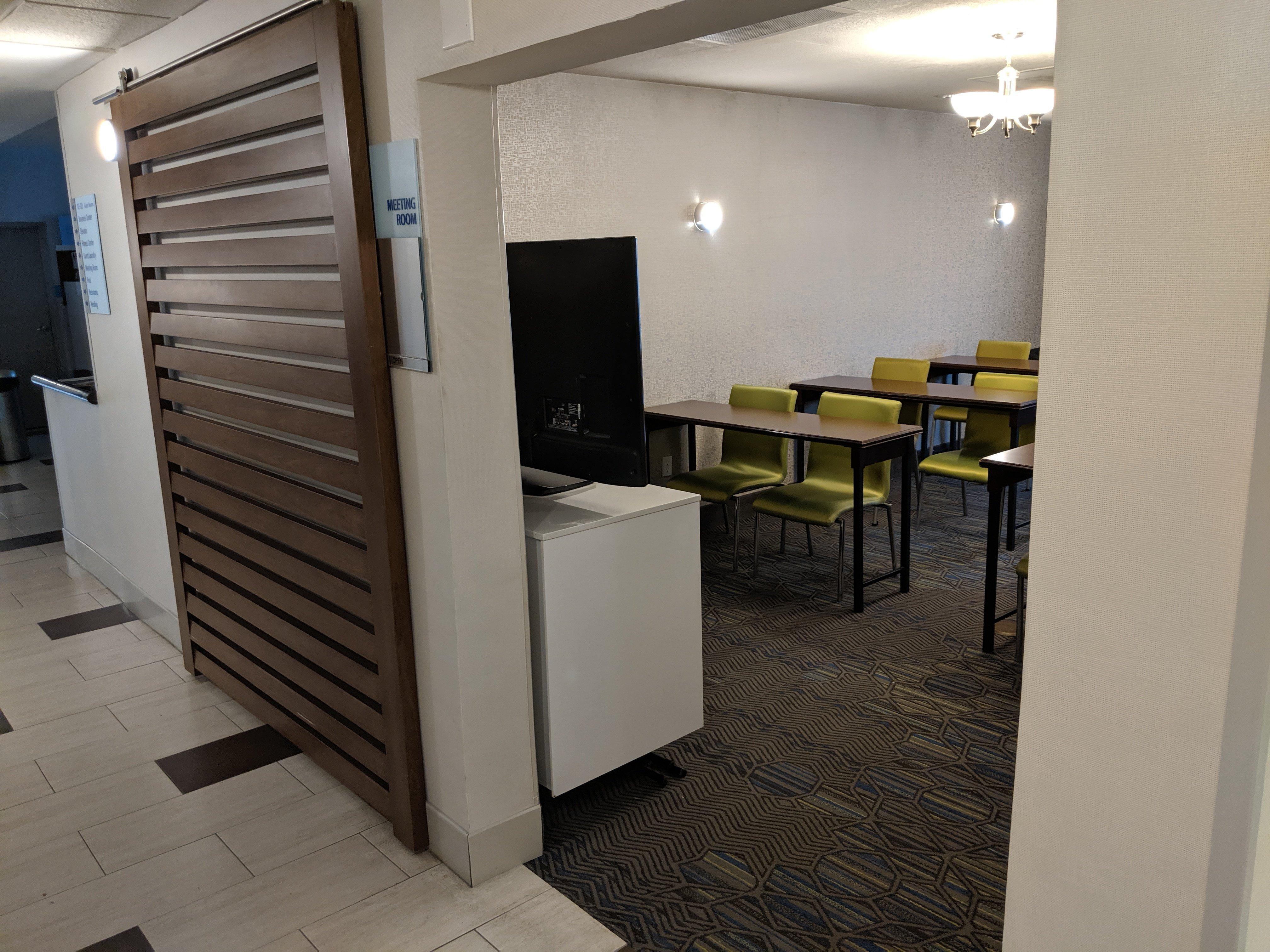 Holiday Inn Express Venice By Ihg Venice Gardens Εξωτερικό φωτογραφία