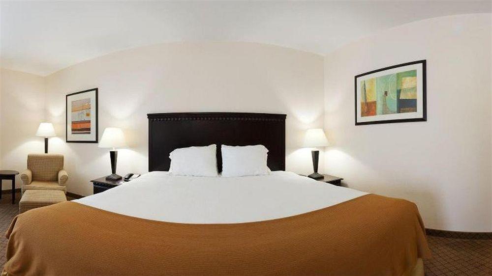 Holiday Inn Express Venice By Ihg Venice Gardens Εξωτερικό φωτογραφία